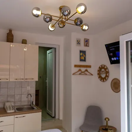 Urban Nest Apartment Nis