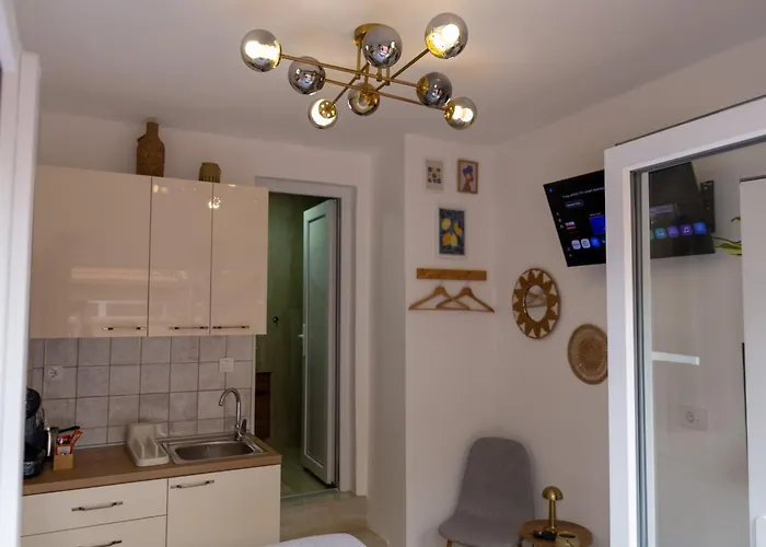 Urban Nest Apartment Nis