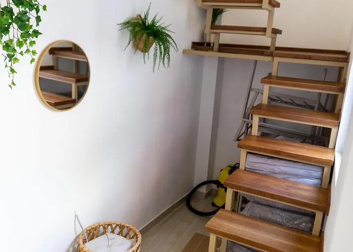 Apartment Urban Nest